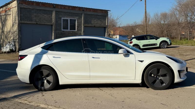 Tesla Model 3 LONGRANGE DUALMOTOR