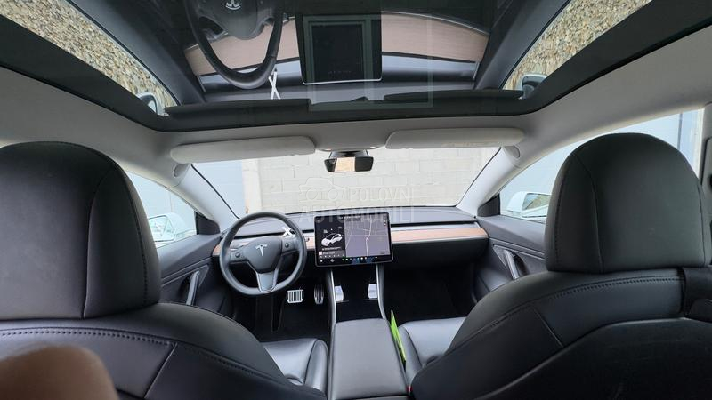 Tesla Model 3 LONGRANGE DUALMOTOR