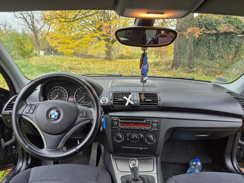 BMW 118 