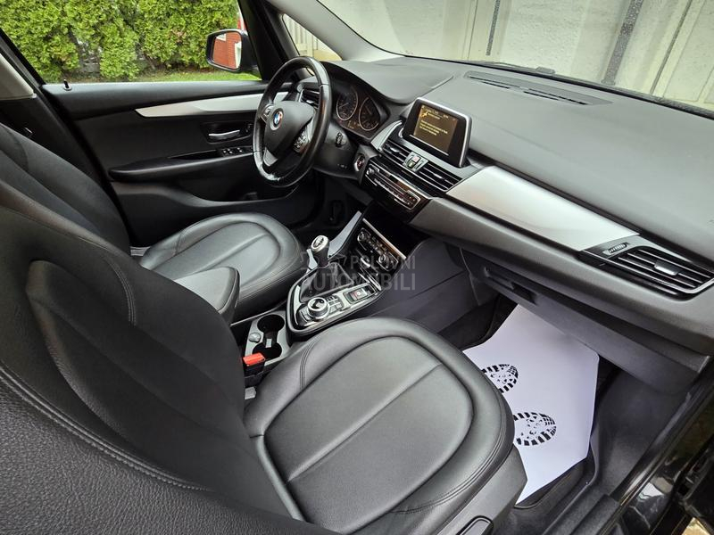 BMW 216 216d 7 Sed/Nov/Ful