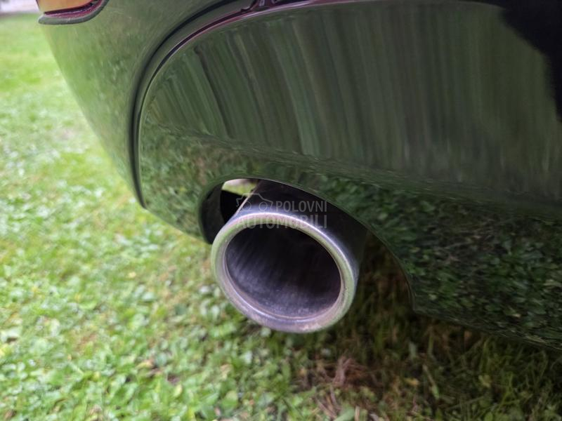 BMW 216 216d 7 Sed/Nov/Ful