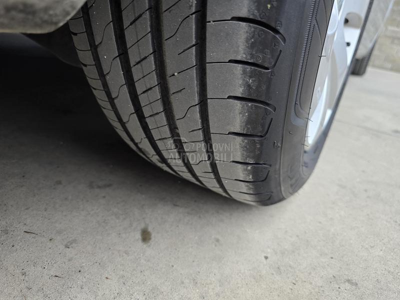 Škoda Superb 1.6 TDI GREENLINE