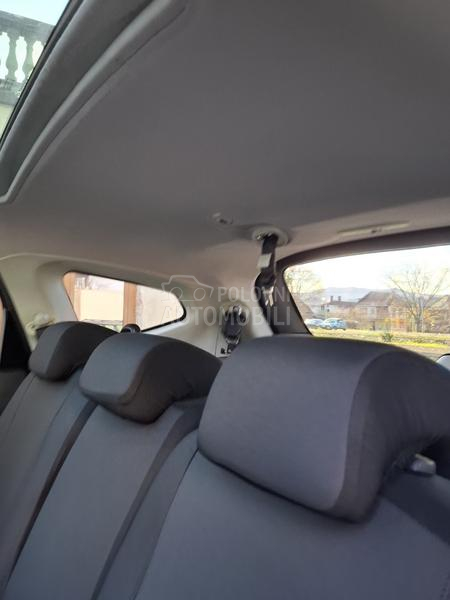 Nissan Qashqai + 2 1.5 dci