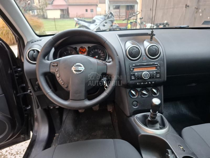 Nissan Qashqai + 2 1.5 dci