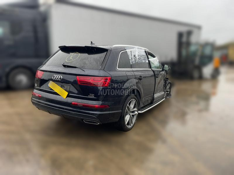 Audi Q7 3.0 CRTC 2017. god. -  kompletan auto u delovima