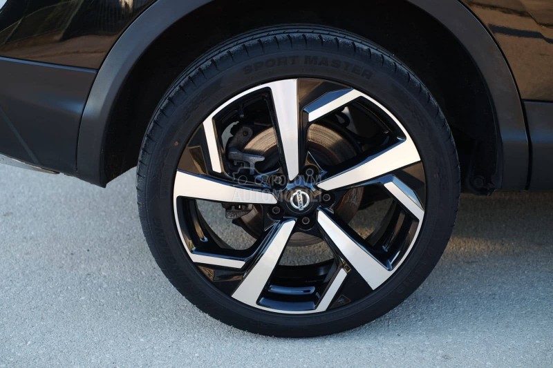 Nissan Qashqai 1.6DCi TEKNA 360 CH