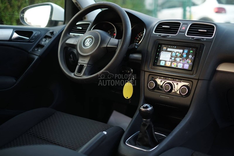 Volkswagen Golf 6 1.6TDI TREND Nav