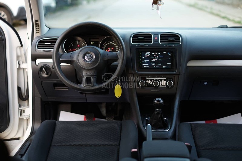 Volkswagen Golf 6 1.6TDI TREND Nav