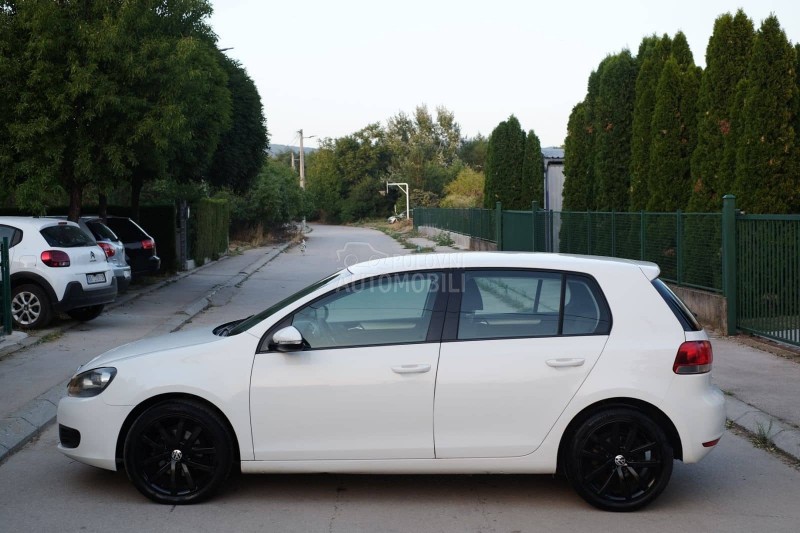 Volkswagen Golf 6 1.6TDI TREND Nav