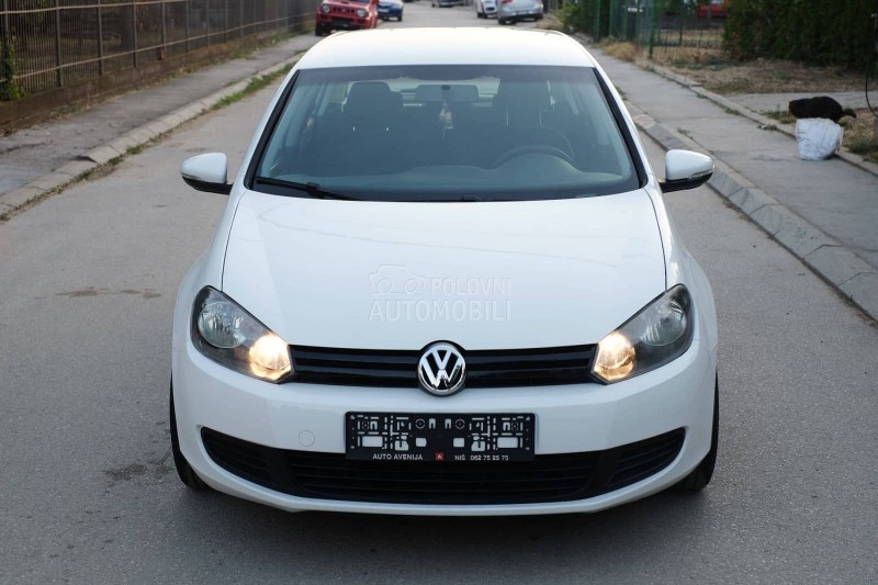 Volkswagen Golf 6 1.6TDI TREND Nav