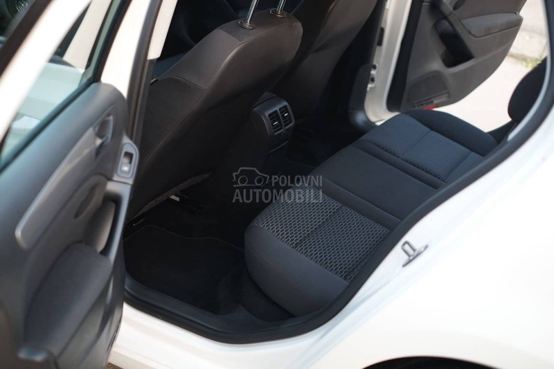 Volkswagen Golf 6 1.6TDI TREND Nav