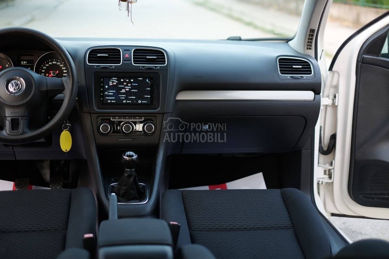 Volkswagen Golf 6 1.6TDI TREND Nav