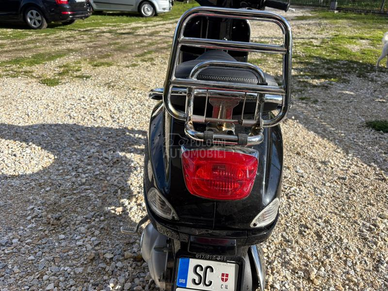 Piaggio VESPA S. 125
