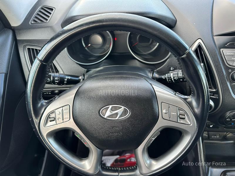 Hyundai ix35 N A V / N O V