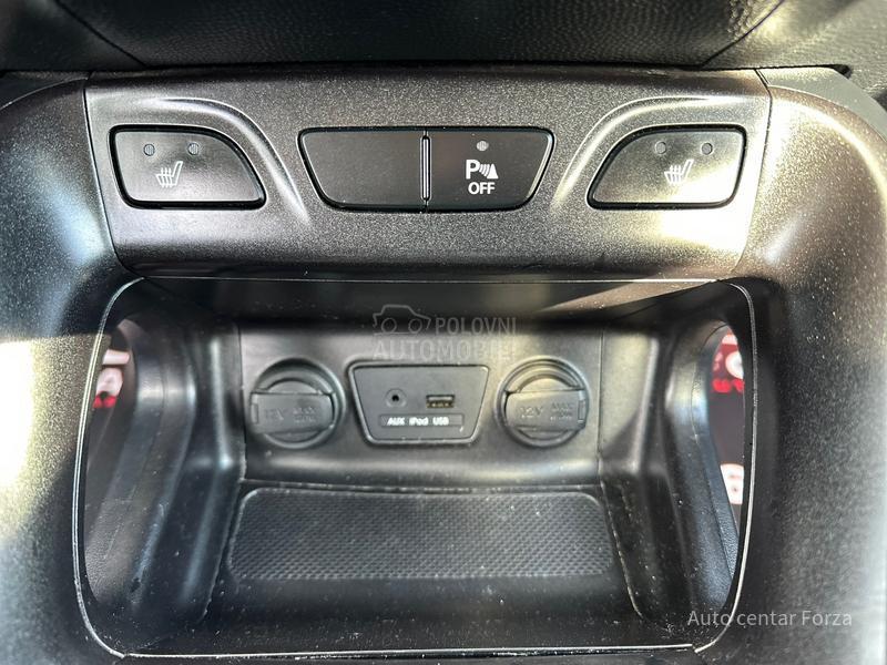 Hyundai ix35 N A V / N O V