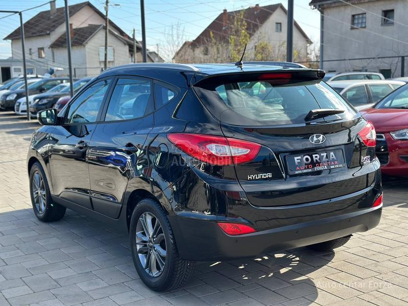 Hyundai ix35 N A V / N O V