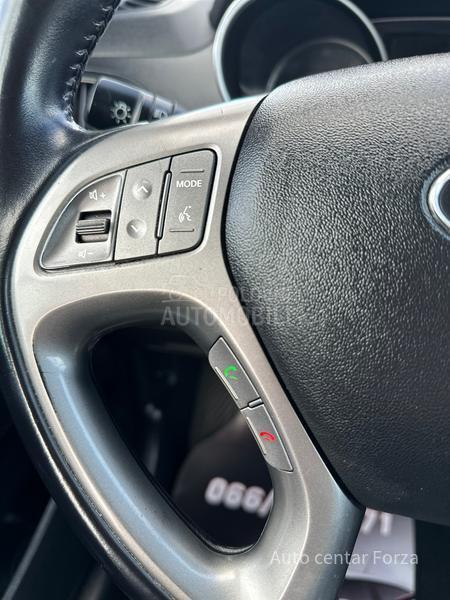 Hyundai ix35 N A V / N O V