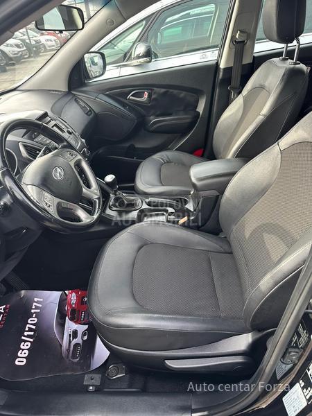 Hyundai ix35 N A V / N O V