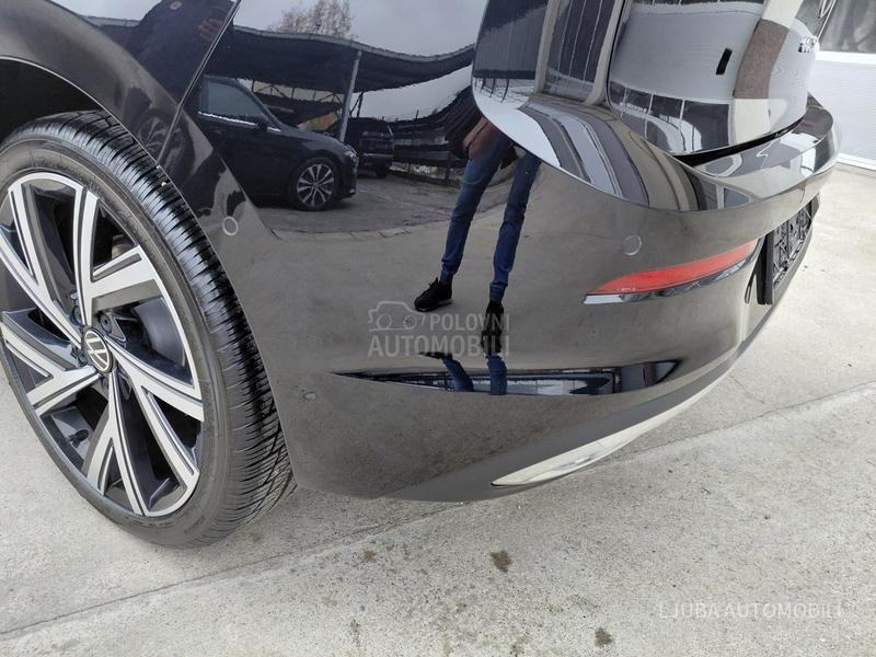 Volkswagen Golf 8 2.0 TDI STILE