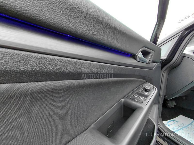 Volkswagen Golf 8 2.0 TDI STILE