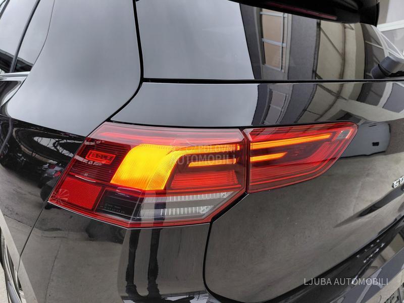 Volkswagen Golf 8 2.0 TDI STILE