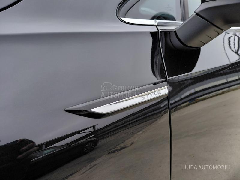 Volkswagen Golf 8 2.0 TDI STILE