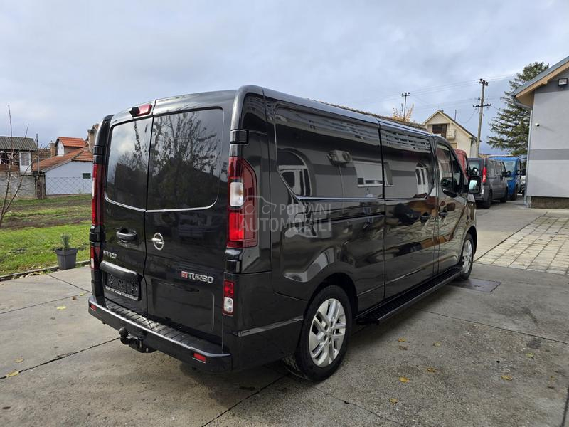 Opel Vivaro 1.6CDTI//KOMBINOVAN//