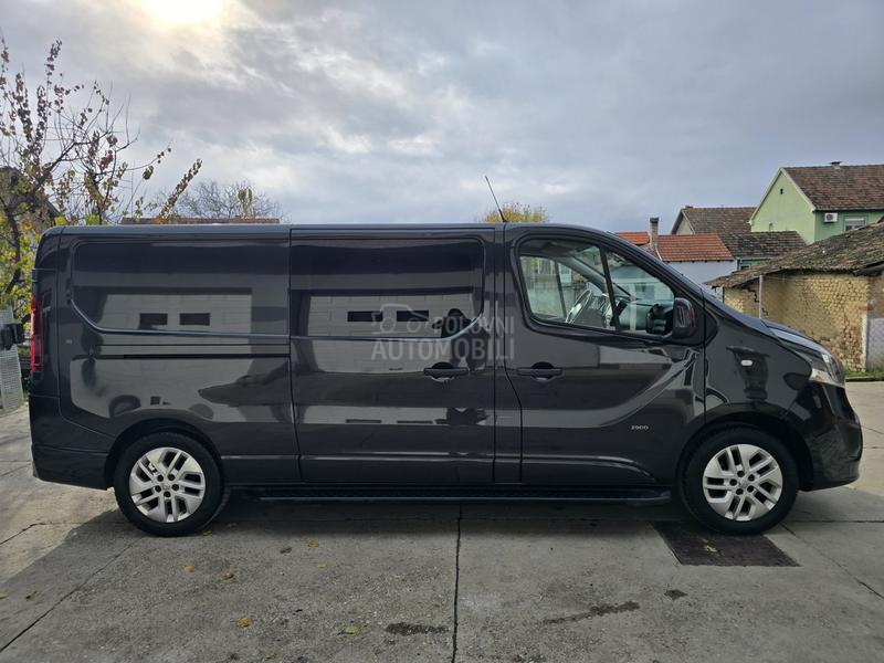 Opel Vivaro 1.6CDTI//KOMBINOVAN//