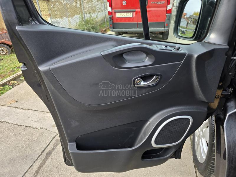 Opel Vivaro 1.6CDTI//KOMBINOVAN//
