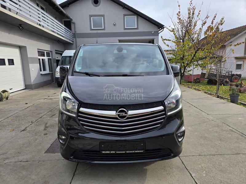 Opel Vivaro 1.6CDTI//KOMBINOVAN//