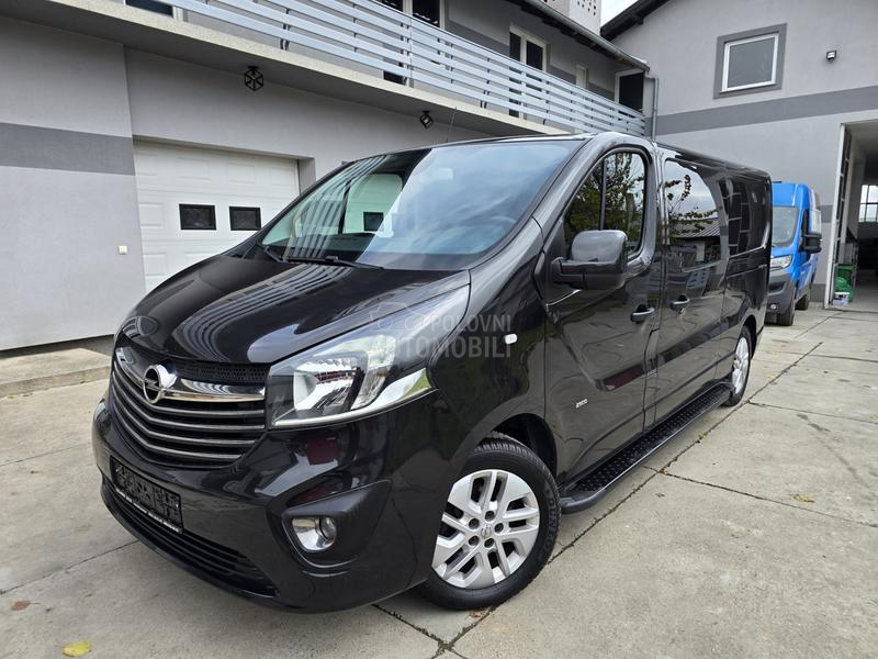 Opel Vivaro 1.6CDTI//KOMBINOVAN//