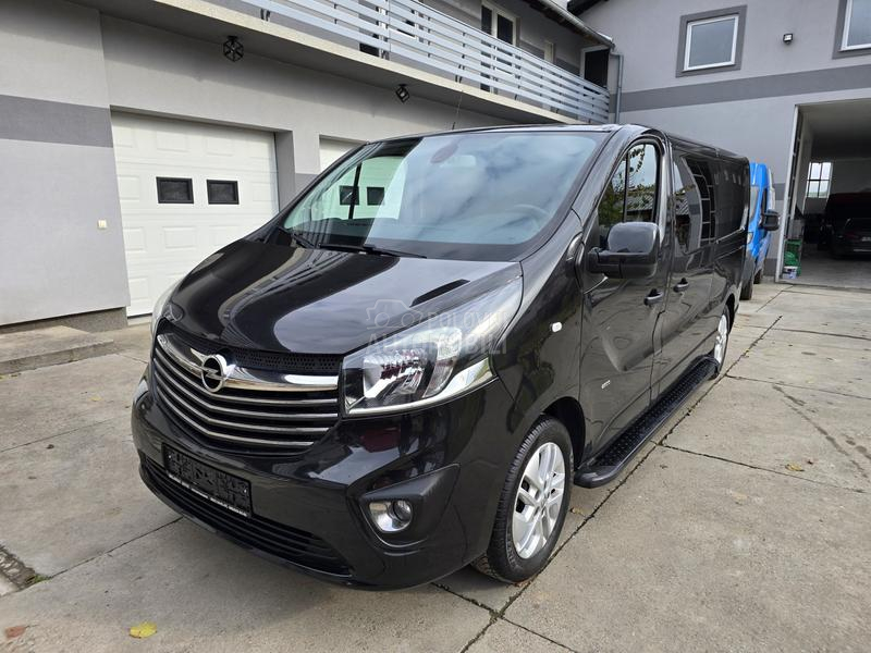 Opel Vivaro 1.6CDTI//KOMBINOVAN//