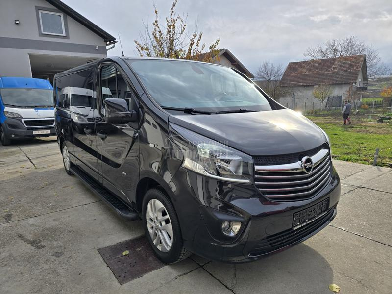 Opel Vivaro 1.6CDTI//KOMBINOVAN//