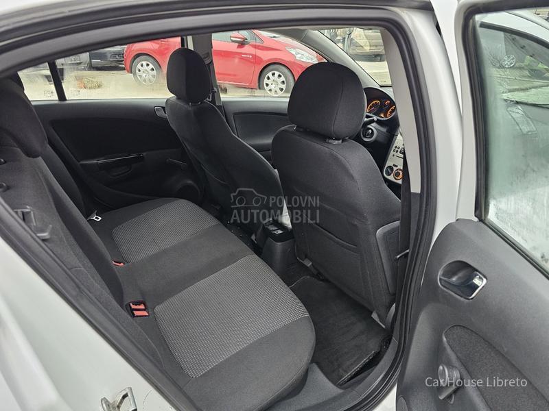 Opel Corsa D 1.0