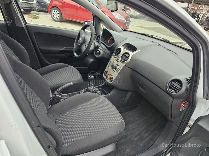 Opel Corsa D 1.0