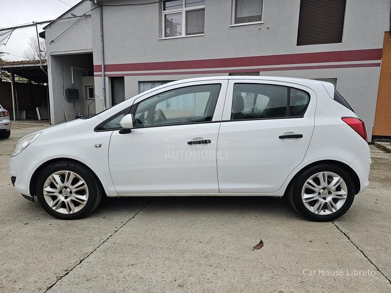 Opel Corsa D 1.0