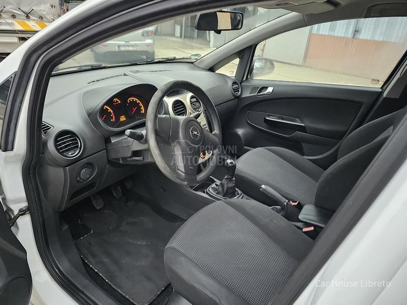 Opel Corsa D 1.0