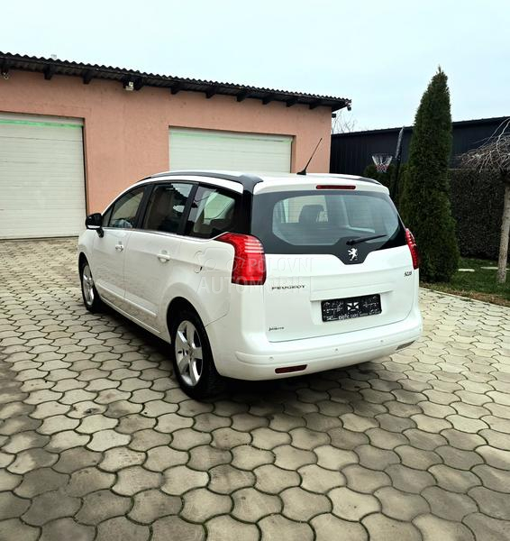 Peugeot 5008 1.6HDI 189h.k.m.