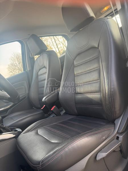 Ford EcoSport TITANIUM S.E.R.V.