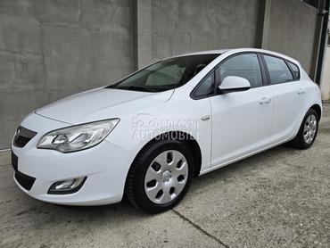 Opel Astra J AUTOM 1.6b
