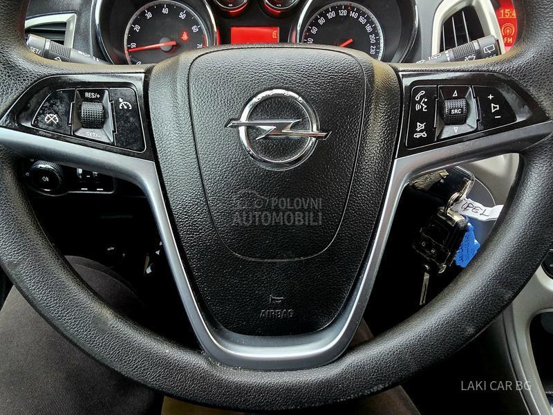 Opel Astra J AUTOM 1.6b
