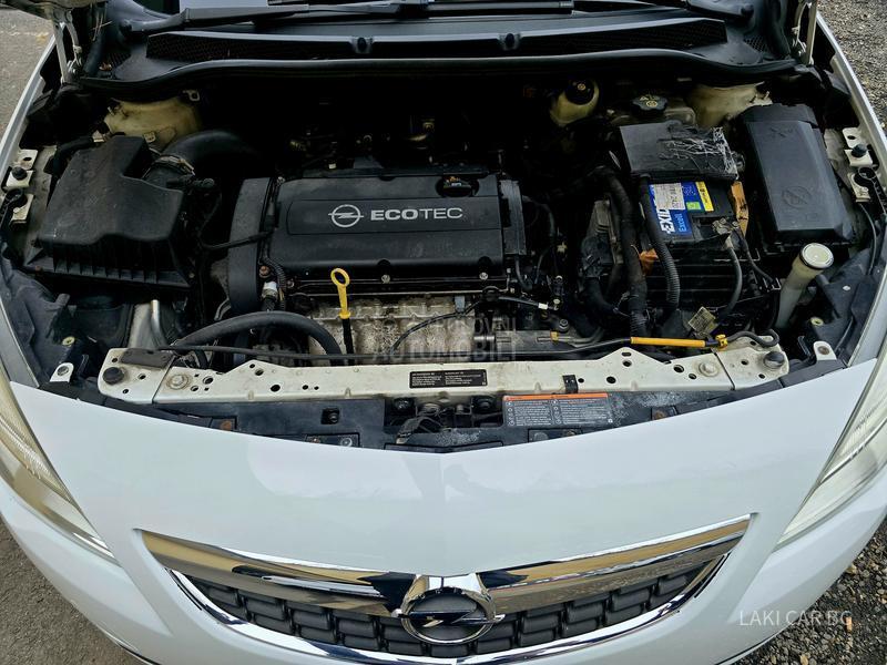 Opel Astra J AUTOM 1.6b