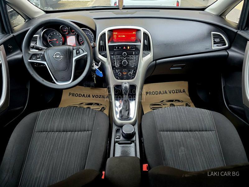 Opel Astra J AUTOM 1.6b