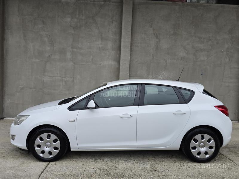 Opel Astra J AUTOM 1.6b