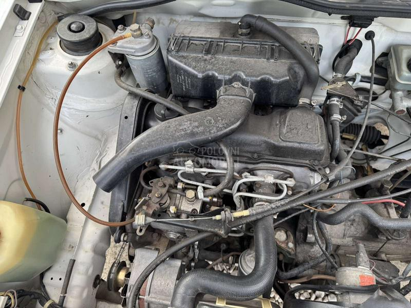 Volkswagen Golf 1 1.6