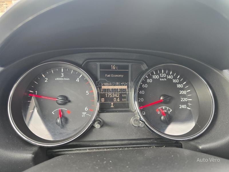Nissan Qashqai 1.6 DCI