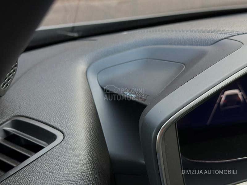 Peugeot 2008 GT/Pano/Kamera