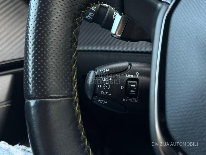 Peugeot 2008 GT/Pano/Kamera