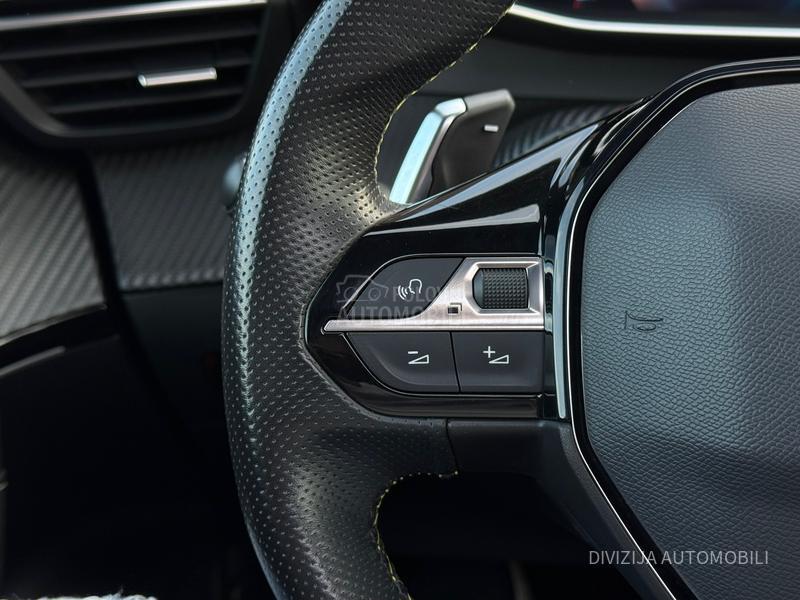 Peugeot 2008 GT/Pano/Kamera