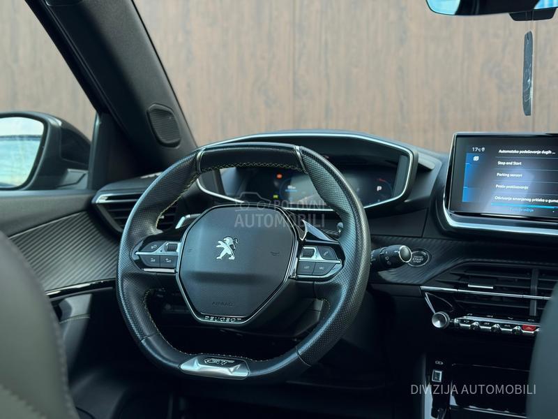Peugeot 2008 GT/Pano/Kamera